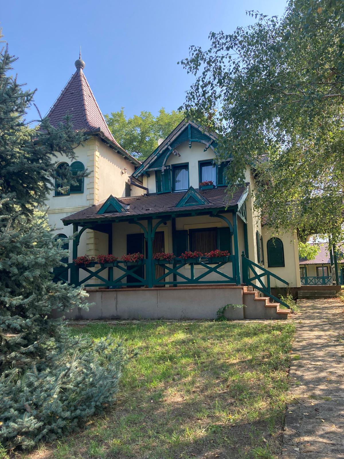 Family Estate with House and Apartment, 50 m from Lake Palić, Serbia
